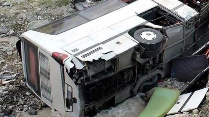 Bénin : un accident de bus fait un mort, neuf rescapés et 44 disparus