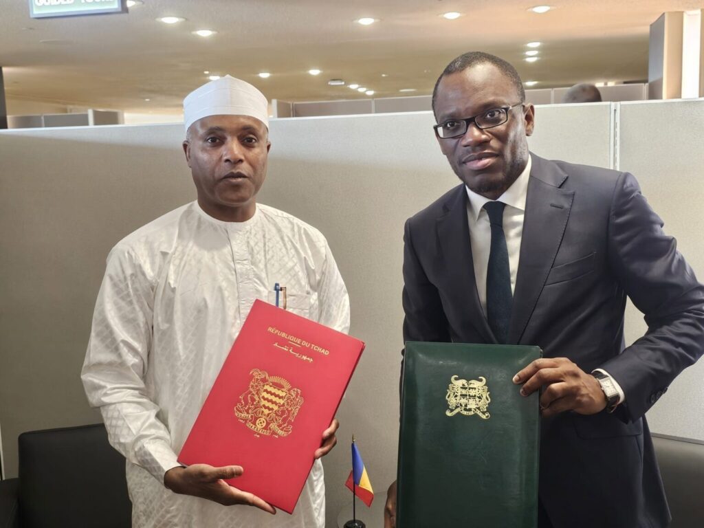 Coopération : le Tchad et le Bénin signent un accord d’exemption