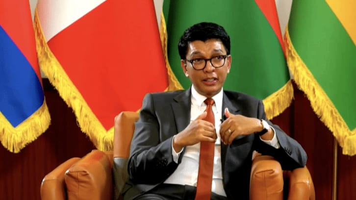Madagascar : le président annonce le renvoi de son gouvernement