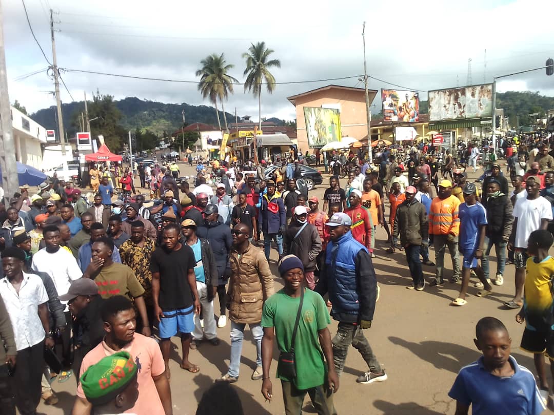 Cameroun : des mouvements d’humeur éclatent à Douala et Dschang