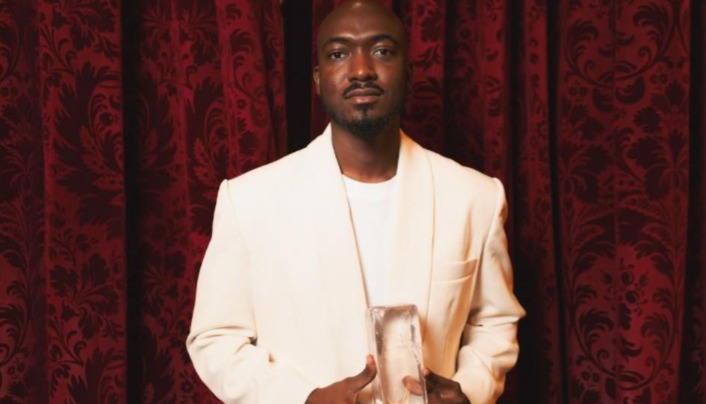 Photographie : l’Ivoirien «Nuits Balnéaires» lauréat de la 2ᵉ édition de Latitudes