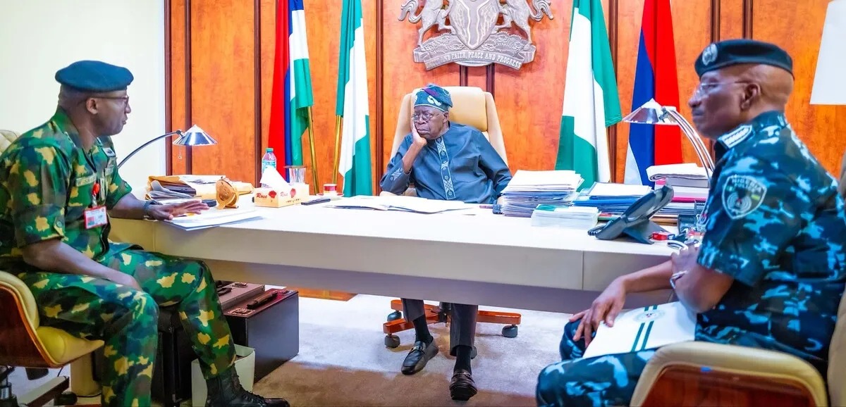 Nigeria : Bola Tinubu décrète l’état d’urgence sécuritaire après une vague d’enlèvements