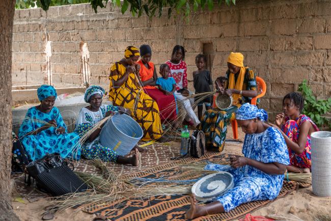 Paniers sénégalais : les artisanes mobilisées pour défendre la valeur de leur savoir-faire
