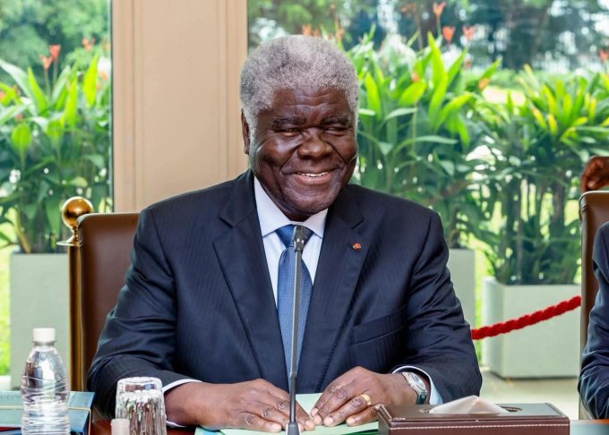 Côte d’Ivoire : Robert Mambé reconduit Premier ministre