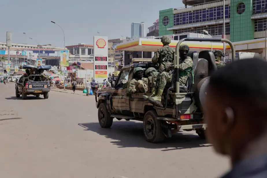 Ouganda : un député de l’opposition accuse l’armée d’avoir tué dix de ses partisans