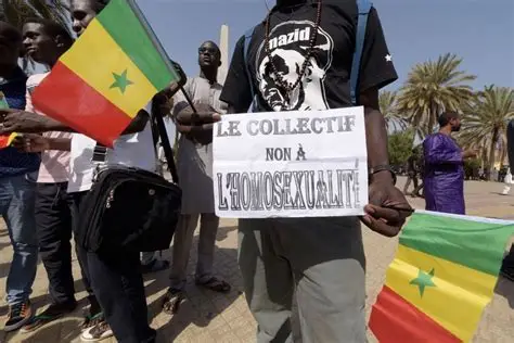 Sénégal : première condamnation après le durcissement de la loi sur l’homosexualité