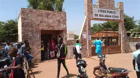 Société : une grève des enseignants menace la tenue des examens au Mali
