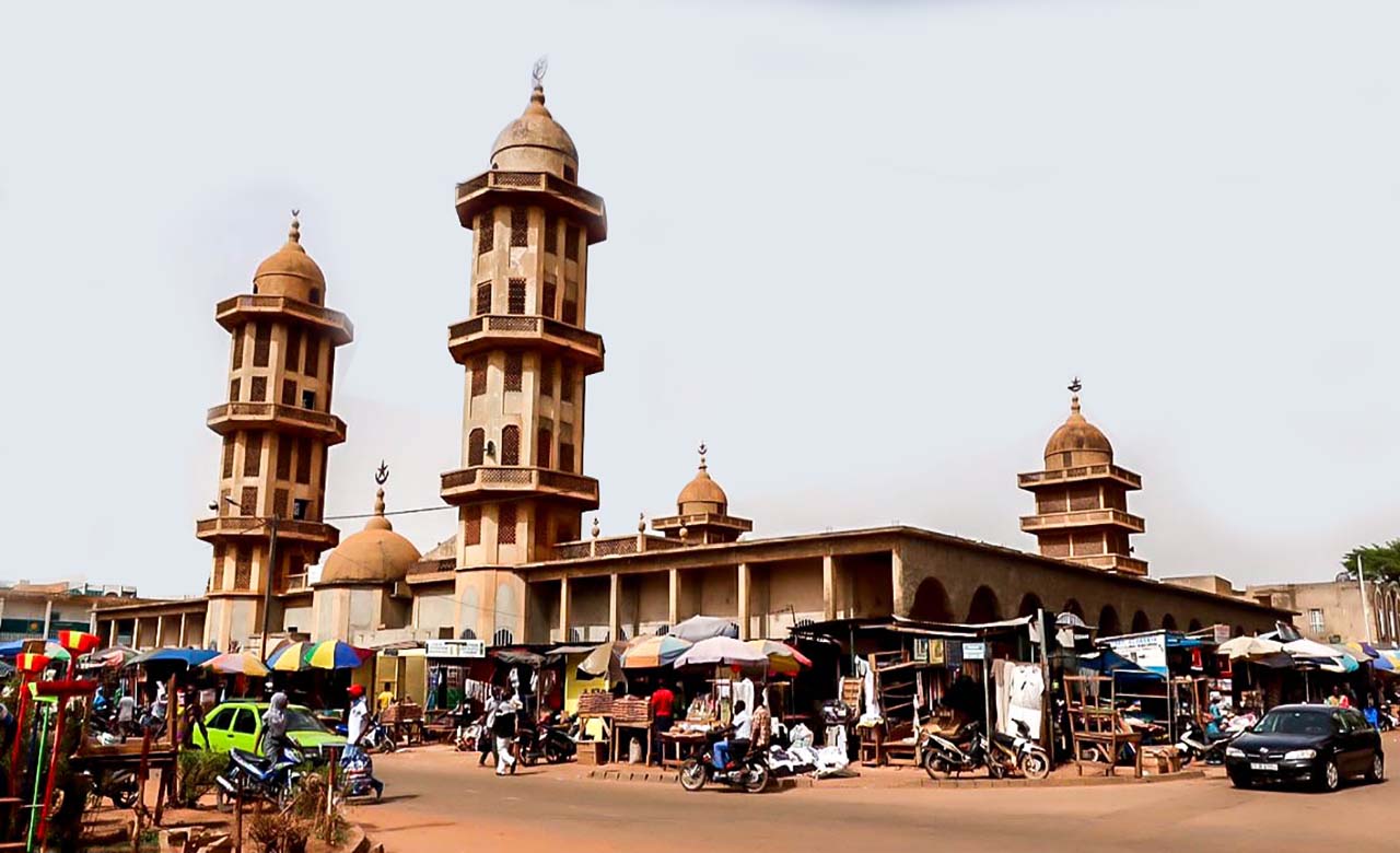 Burkina Faso : plus de 50 personnes recherchées pour cyberdélinquance