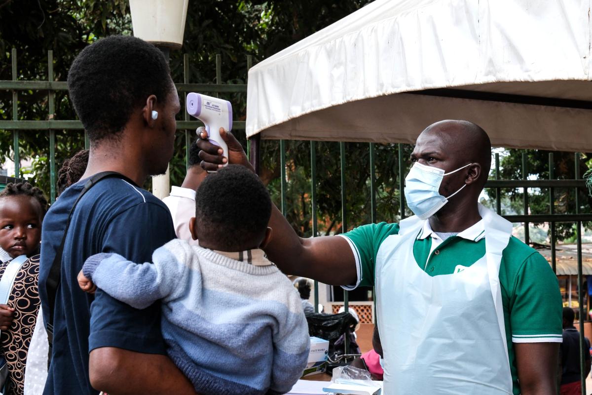 Virus Ebola : l'OMS place la RD Congo et l'Ouganda en état d'urgence sanitaire internationale