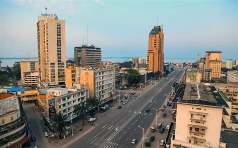 Ebola : l’Afrique mobilise 910 millions de dollars pour soutenir la RD Congo et l’Ouganda