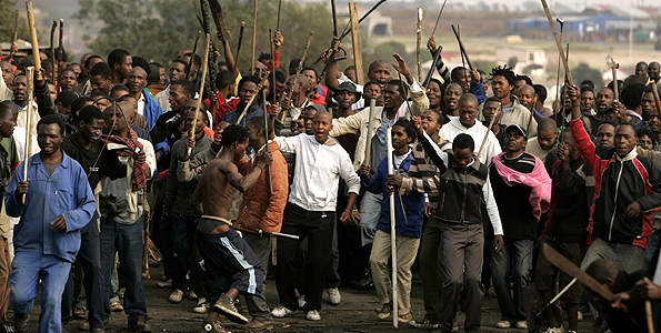 Afrique du Sud : près de 2 750 expulsions en sept jours