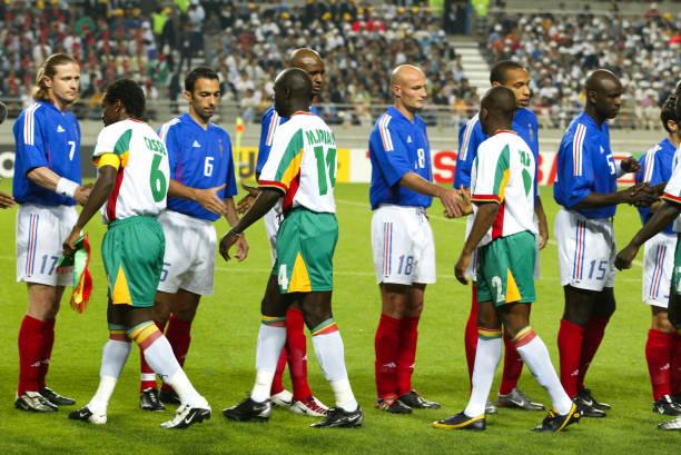 31 mai 2002, Séoul : le Sénégal renverse la France championne du monde (1-0). El-Hadji Diouf martyrise la (Coupe du monde)