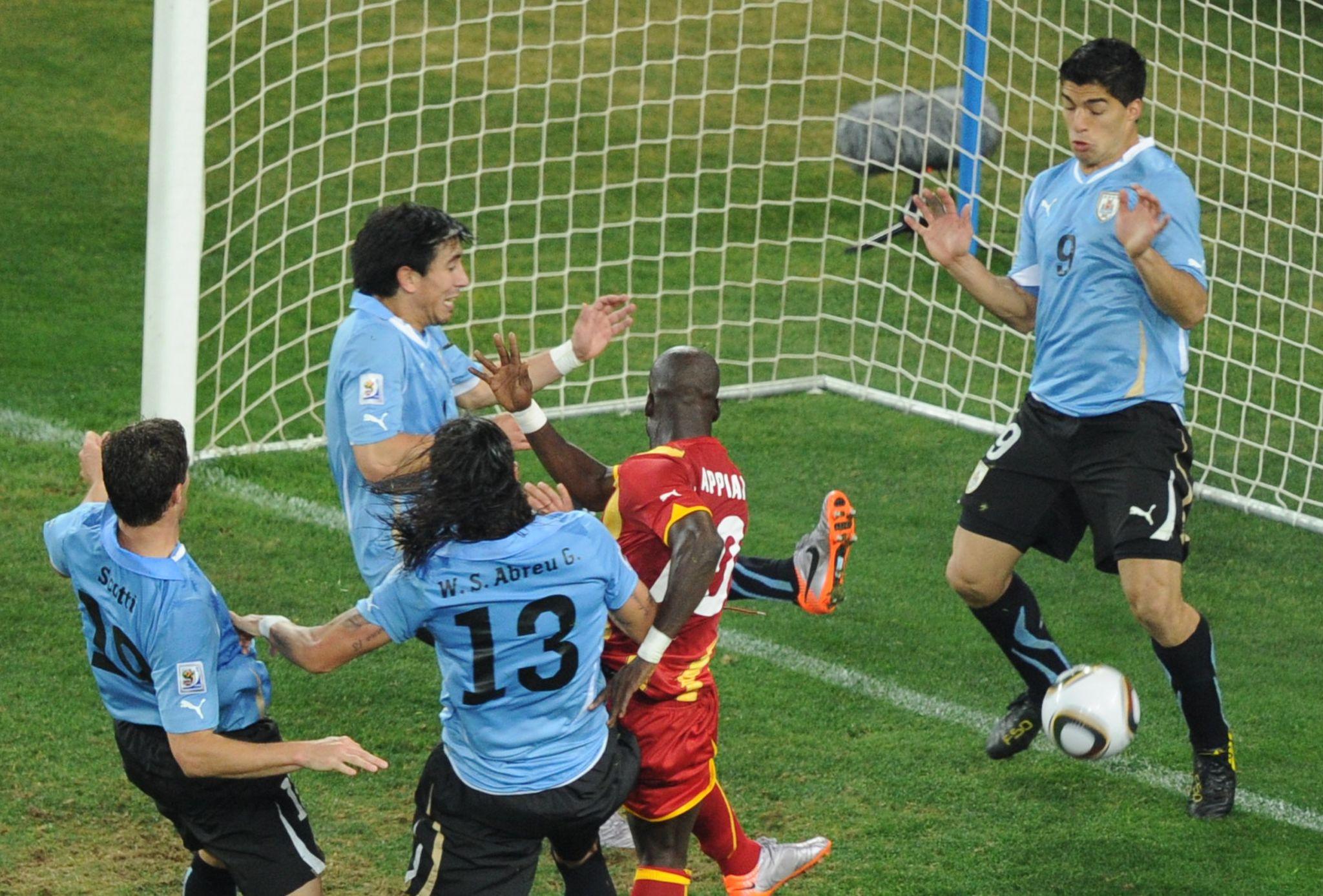 L’agonie des tirs au but : malgré le courage de Gyan, le Ghana s’effondre, l’Uruguay se qualifie sur une (Coupe du monde)