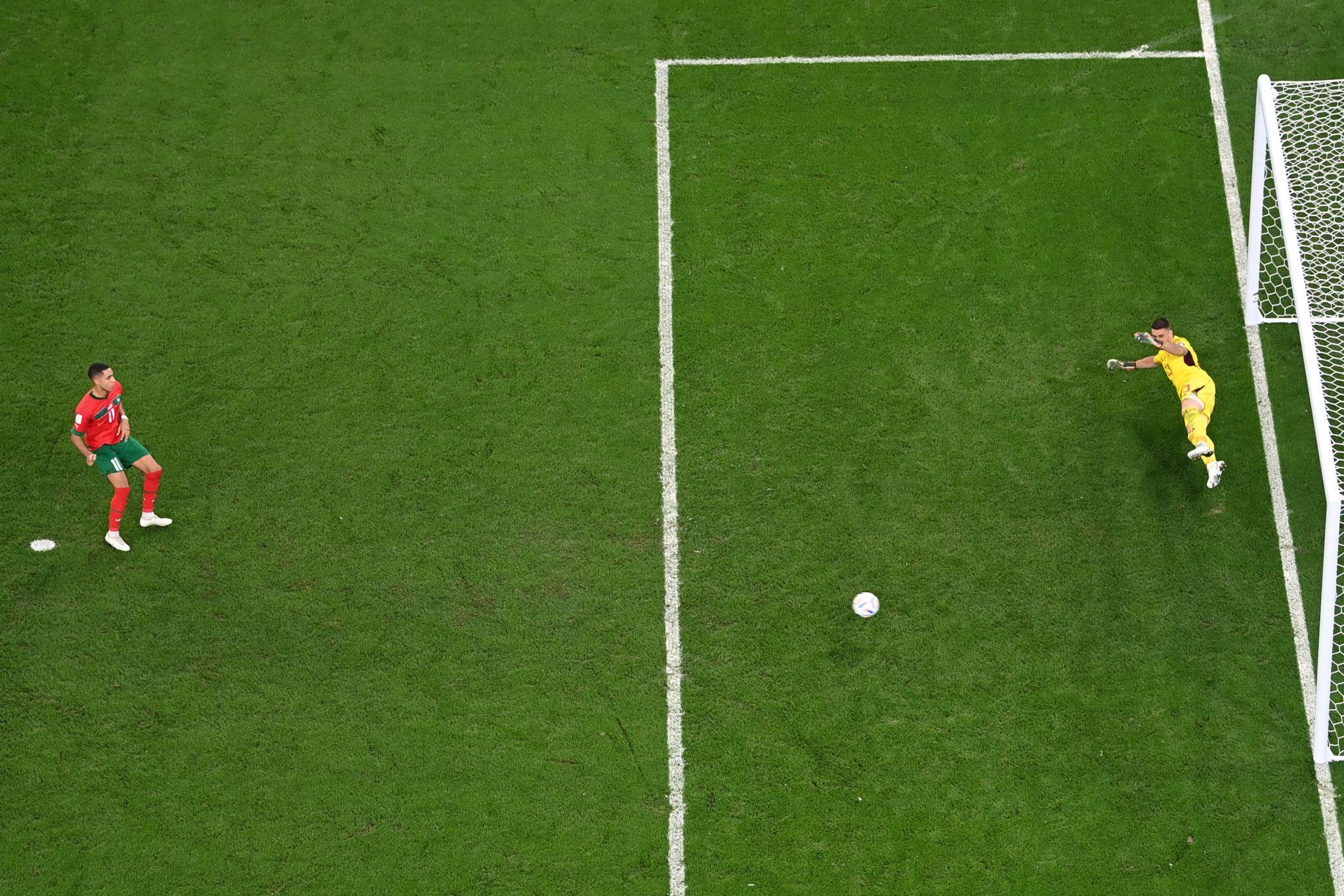 En neutralisant l’Espagne lors de la séance de tirs au but, Yassine Bounou et la panenka d’Achraf Hakimi (Coupe du monde)