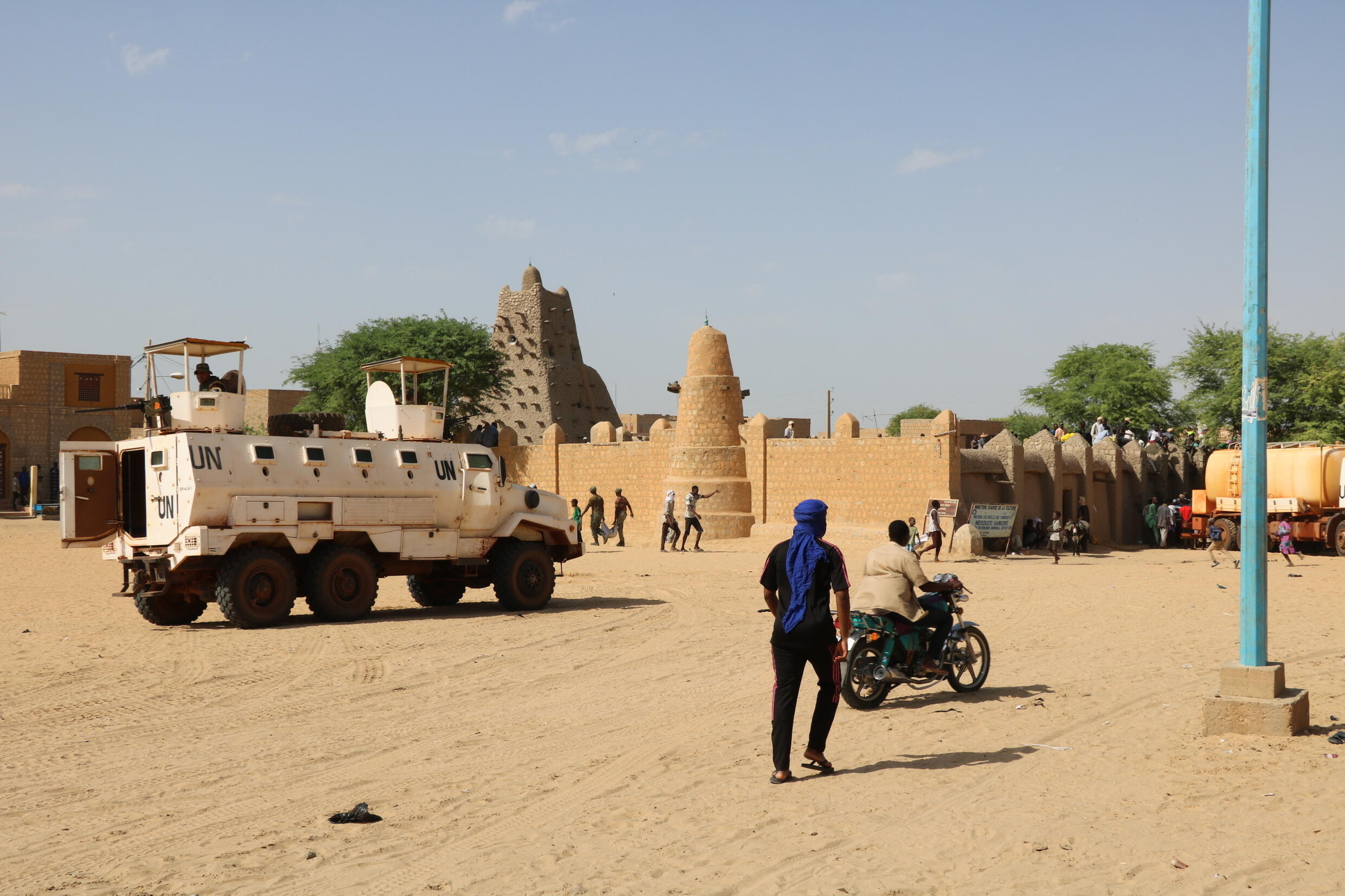 Mali : de nouvelles attaques coordonnées frappent plusieurs régions du pays