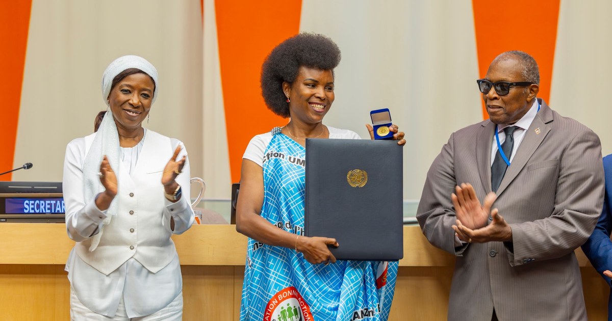 Prix ONU Population — La Fondation Merck félicite la Première Dame du Burundi et la Fondation Bonne Action Umugiraneza p