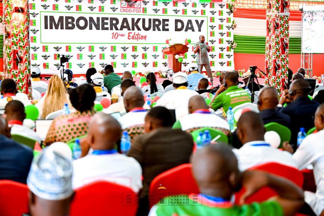 jeunesse burundaise — Burundi : Le Président Ndayishimiye appelle la jeunesse à l’innovation et à la responsabilité