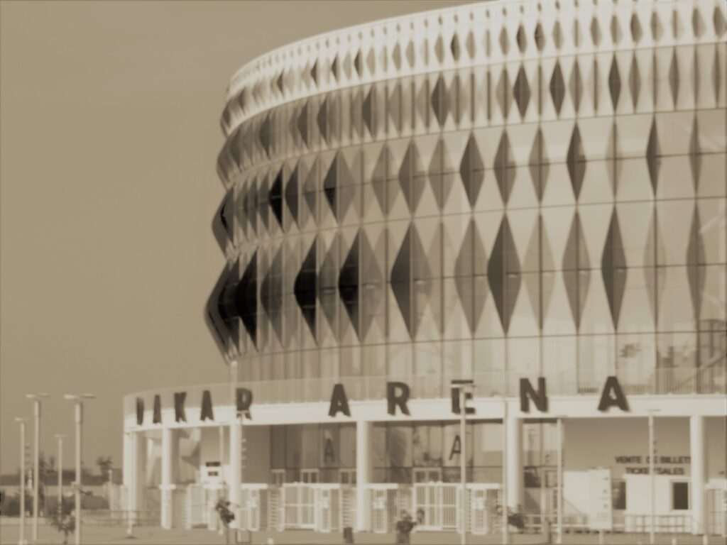 Entrée de la Dakar Arena à Diamniadio, où la billetterie de Dakar 2026 est ouverte au public