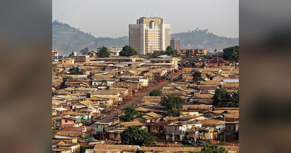 Siege de la BEAC a Yaounde, banque centrale des systemes de paiement de la CEMAC