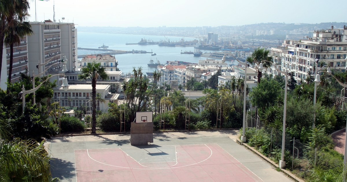 La baie d'Alger, capitale de l'Algérie dont les importations sont sous contrôle administratif