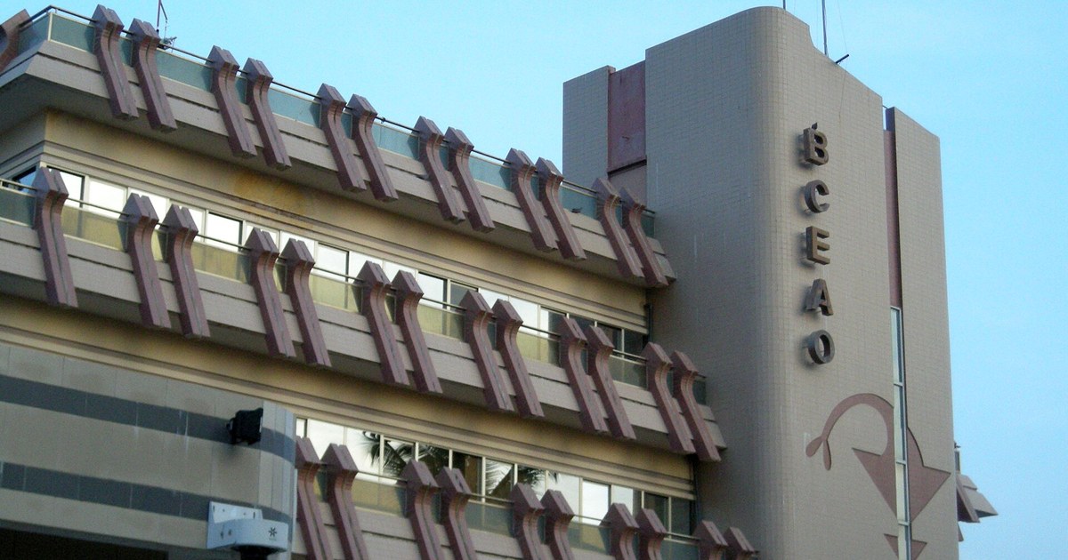 Agence de la BCEAO à Ziguinchor, au Sénégal : la banque centrale a fait de la gratuité le principe de la PI-SPI