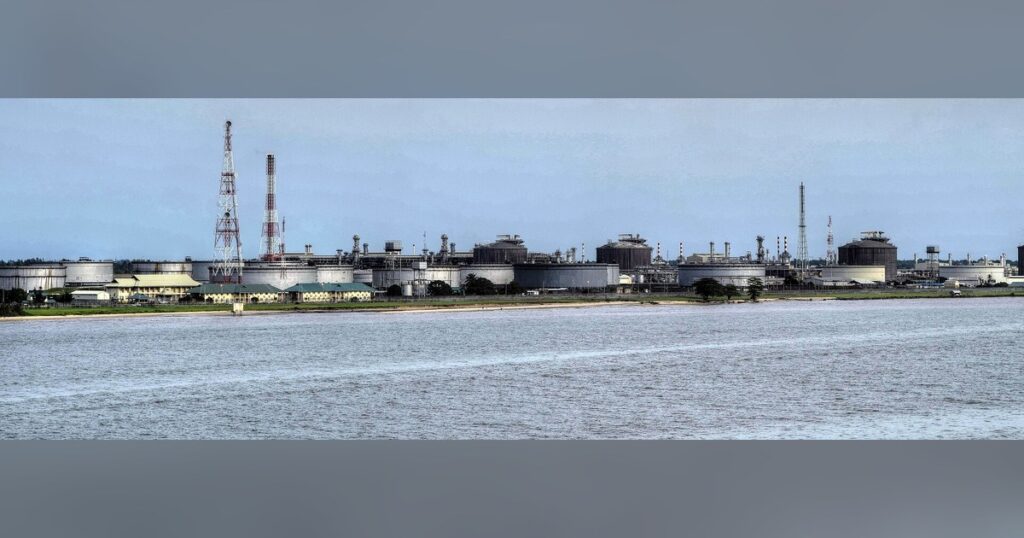 Complexe pétrolier et gazier au Nigeria, pays exportateur concerné par le règlement méthane de l'UE