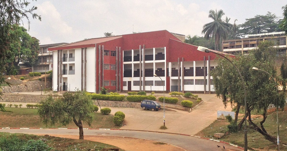 Bâtiment du Nouveau bloc pédagogique de l'Université de Yaoundé I, l'une des universités du Cameroun touchées par la grève