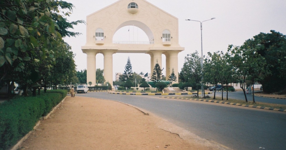 L'Arche 22 à Banjul, capitale de la Gambie où doivent être versés les fonds de la villa Jammeh