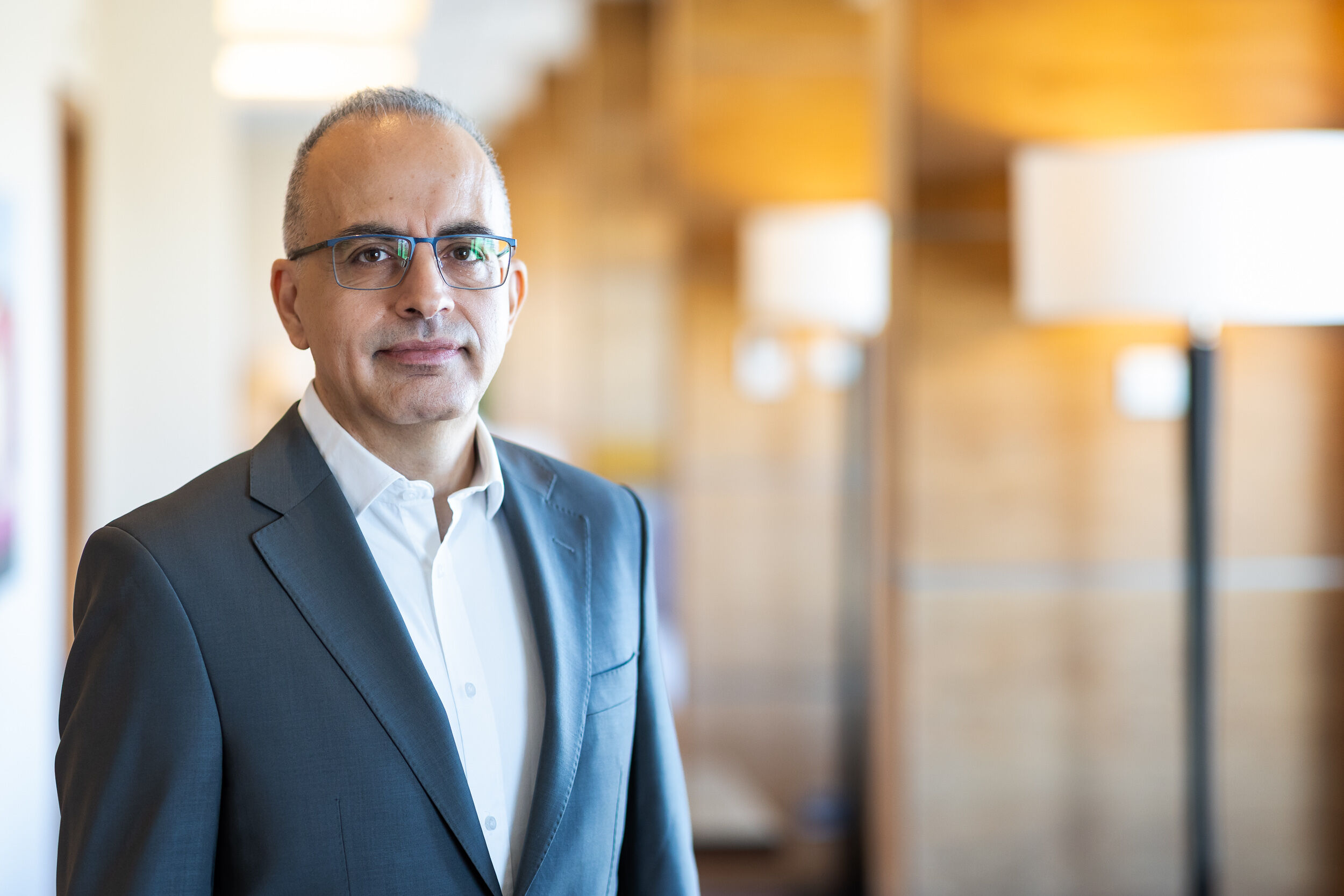 communications de crise — Fadi El Abdallah, ancien Porte-parole de la Cour Pénale Internationale (CPI), rejoint APO Grou