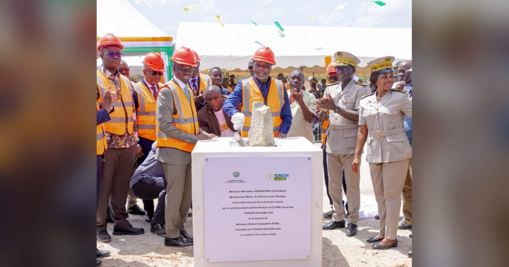 centrale solaire — Mix Energetique : Le Ministre Sangafowa-Coulibaly Pose la Premiere Pierre de la Centrale Solaire de T