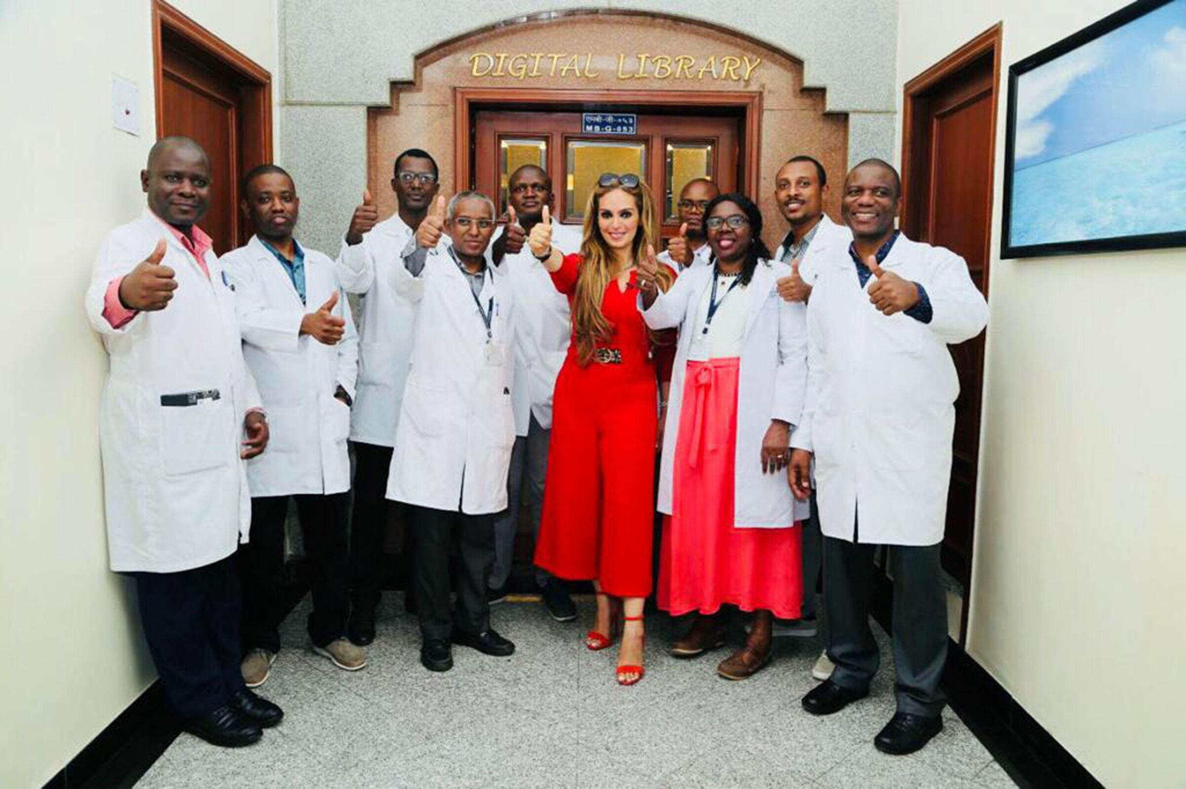 bourses médicales — Dr. Rasha Kelej et les Premières Dames d'Afrique et d'Asie célèbrent la ‘Journée Mondiale du Cœur’ e