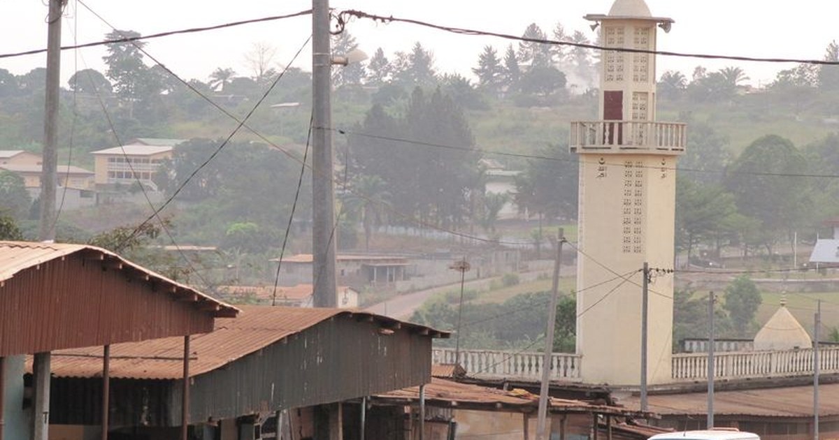 Ville de Moanda, au Gabon, centre de la production de manganèse qui soutient la production extractive
