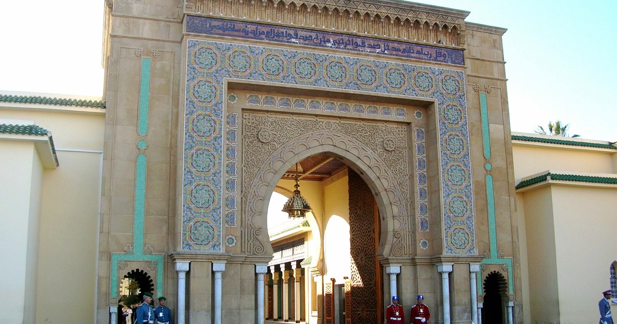 Porte du Palais royal de Rabat, où le gouvernement dont Madiha Khayr faisait partie a été nommé le 16 octobre 2026