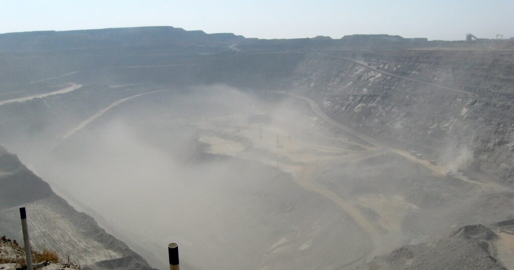 Fosse à ciel ouvert de la mine de diamants de Jwaneng, source des dividendes qui alimenteront le fonds du Botswana pour l'après-diamant