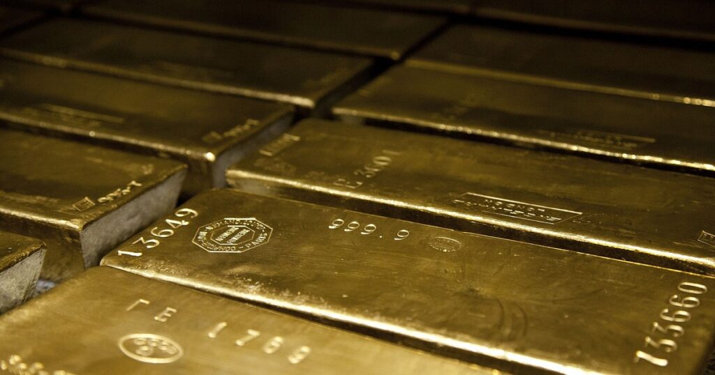 Lingots d'or de 400 onces au titre 999,9, le produit final des raffineurs d'or