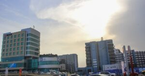 Centre d'Accra, capitale du Ghana où une opération contre la cyberfraude a secouru 120 victimes
