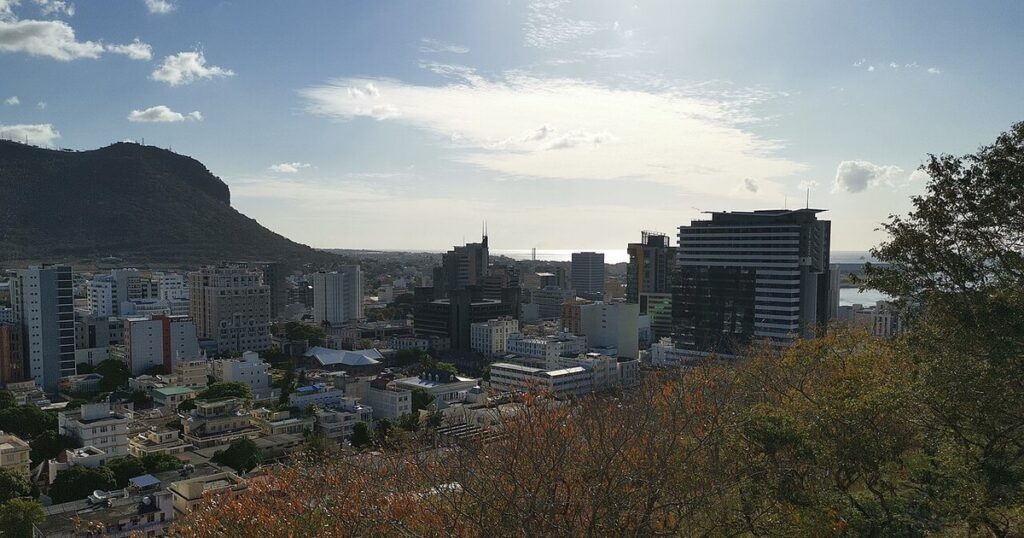 Vue de Port-Louis, à Maurice, où l'AfCRA a été lancée le 7 octobre 2026